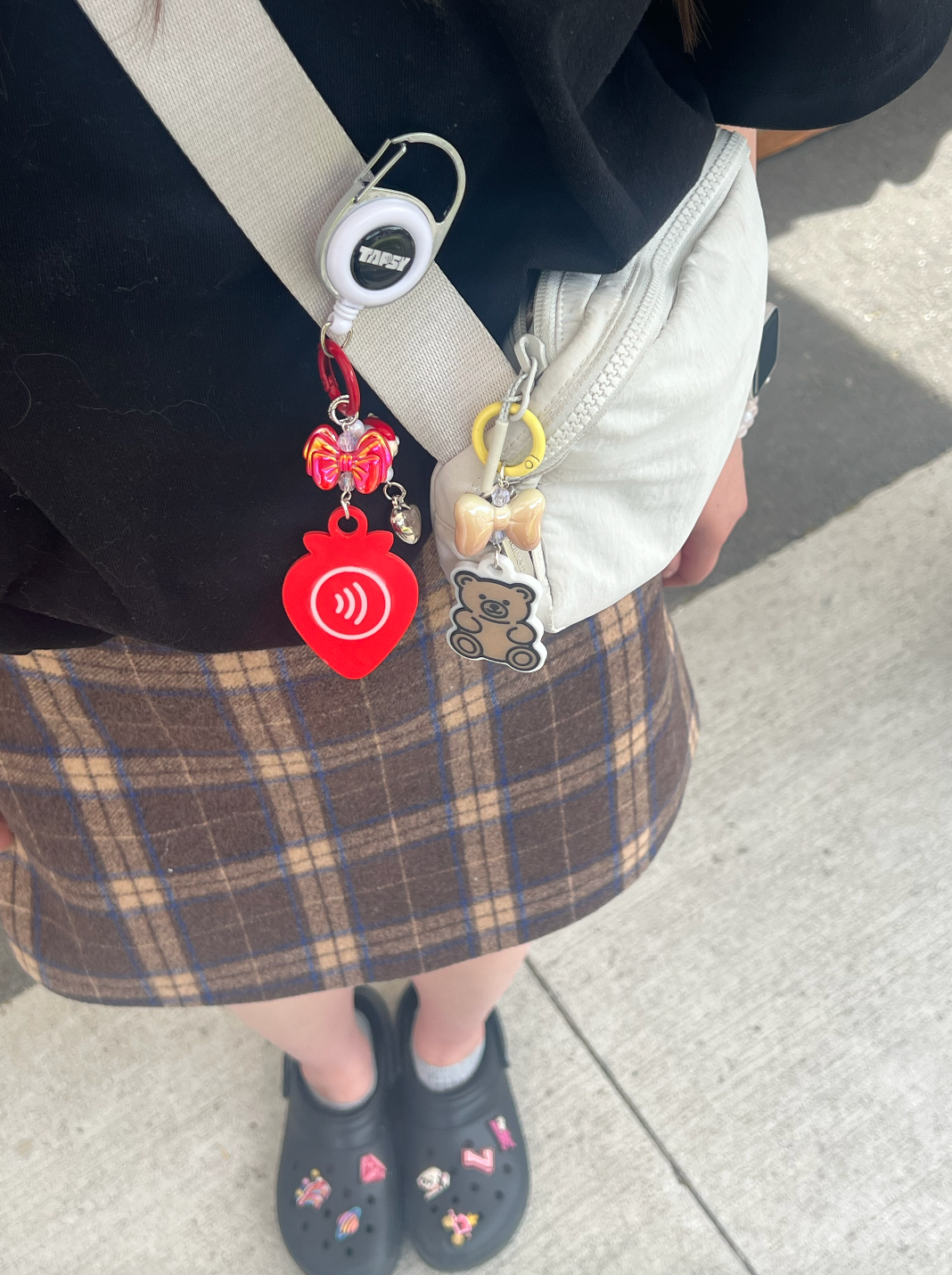 TAPSY Strawberry NFC Keychain Tag